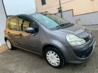 Usata Renault Modus Expression 75 CV (55 kW) 2010 Grigio Monovolume