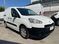 Usata Peugeot Partner Tepee Active 99 CV (72 kW) 2016 Bianco Monovolume