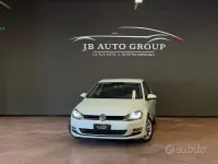 Usata VW Golf VII Highline 105 CV (77 kW) 2013 Bianco Berlina