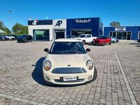 Begagnad Mini ONE 95 HK (69 kW) 2007 Vit Halvkombi