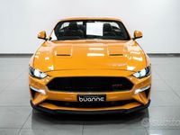 Usata Ford Mustang GT Convertible 450 CV (330 kW) 2023 Dallas orange perlato metall Cabrio
