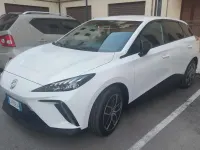 Usata MG MG4 EV Luxury 150 kW (204 CV) 2024 Bianco Utilitaria