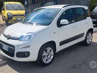 Usata Fiat Panda Lounge 80 CV (58 kW) 2014 Bianco Utilitaria
