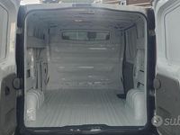 Usata Opel Vivaro 114 CV (83 kW) 2014 Bianco Monovolume