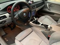 Usata BMW 320 163 CV (119 kW) 2006 Marrone Berlina