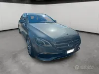 Usata Mercedes E220 Premium 194 CV (142 kW) 2019 Grigio Station wagon