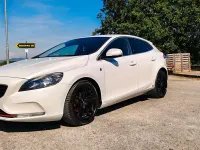 Usata Volvo V40 Ocean Race 115 CV (84 kW) 2015 Bianco Utilitaria