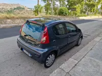 Usata Peugeot 107 54 CV (39 kW) 2007 Grigio Utilitaria