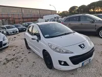 Usata Peugeot 207 Allure 92 CV (67 kW) 2012 Bianco Berlina