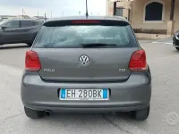 Käytetty VW Polo Highline 90 HP (66 kW) 2011 Harmaa Viistoperä
