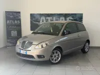 Usata Lancia Ypsilon 69 CV (50 kW) 2012 Beige Utilitaria