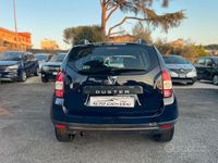 Usata Dacia Duster Lauréate 110 CV (80 kW) 2017 Blu Station wagon