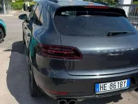 Usata Porsche Macan 250 CV (183 kW) 2017 Grigio SUV