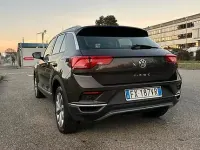 Usata VW T-Roc 116 CV (85 kW) 2019 Marrone SUV