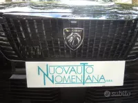 Usata Peugeot 2008 Allure 101 CV (74 kW) 2025 Nero SUV