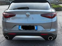 Usata Alfa Romeo Stelvio 190 CV (139 kW) 2019 Grigio SUV