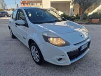Usata Renault Clio II Dynamique 75 CV (55 kW) 2010 Other Berlina