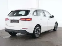 Usata Mercedes B180 136 CV (100 kW) 2024 Bianco Monovolume