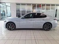 Nouă Alfa Romeo Giulia Veloce 209 CP (153 kW) 2026 Gri Berlinǎ