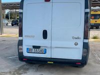 Usata Renault Trafic 100 CV (73 kW) 2002 Monovolume