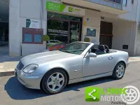 Usata Mercedes SLK200 163 CV (119 kW) 2001 Grigio Cabrio