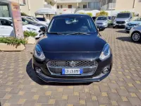 Usata Suzuki Swift 90 CV (66 kW) 2020 Nero metallizzato Utilitaria