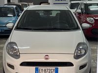 Usata Fiat Punto Young 85 CV (62 kW) 2015 Bianco Utilitaria