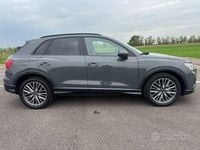 Usata Audi Q3 150 CV (110 kW) 2023 Grigio SUV