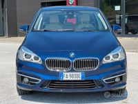 Usata BMW 216 Active Tourer Luxury Line 116 CV (85 kW) 2015 Blu Monovolume