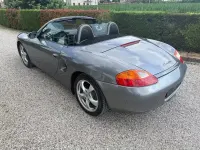 Usata Porsche Boxster 220 CV (161 kW) 2001 Grigio Cabrio