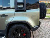 Usata Land Rover Defender S 241 CV (177 kW) 2020 Verde SUV