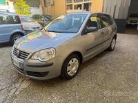 Usata VW Polo Comfortline 70 CV (51 kW) 2007 Grigio Berlina
