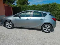 Usata Opel Astra 110 CV (80 kW) 2012 Grigio Berlina