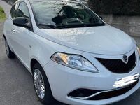 usata Lancia Ypsilon 1.2 8v Silver c/clima 69cv