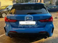 Usata BMW M135 Comfort Edition 306 CV (225 kW) 2023 Blu Utilitaria