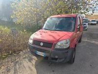 Usata Fiat Doblò 74 CV (54 kW) 2006 Rosso Monovolume