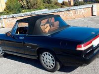 Usata Alfa Romeo Spider 117 CV (86 kW) 1991 Nero Cabrio