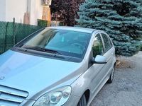 Usata Mercedes B200 136 CV (100 kW) 2010 Grigio Monovolume