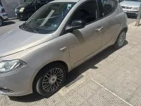Usata Lancia Ypsilon 69 CV (50 kW) 2026 Grigio Utilitaria