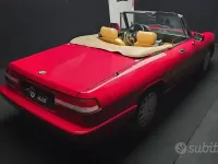 Usata Alfa Romeo Spider 106 CV (77 kW) 1991 Rosso Cabrio