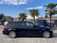 Usata BMW 320 177 CV (130 kW) 2009 Nero Station wagon