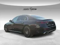 Usata Mercedes 300 AMG Line Premium Plus 313 CV (230 kW) 2024 Blu Berlina