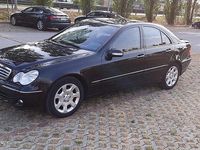 Usata Mercedes C220 150 CV (110 kW) 2006 Nero Berlina