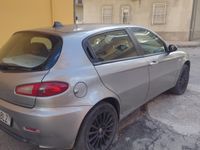 usata Alfa Romeo 147 147 1.9 JTD (120) 5 porte Progression