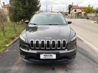 Usata Jeep Cherokee Longitude 140 CV (102 kW) 2015 Grigio SUV