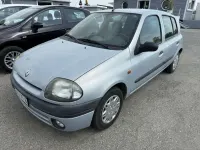 Gebraucht Renault Clio II 75 PS (55 kW) 2000 Other Limousine