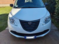 Usata Lancia Ypsilon 2015 Bianco Utilitaria