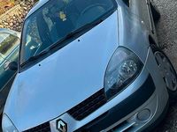 Usata Renault Clio II Expression 58 CV (42 kW) 2003 Grigio Utilitaria