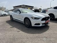 Usata Ford Mustang 370 CV (272 kW) 2016 Bianco Coupé