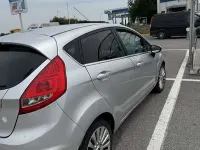 Usata Ford Fiesta Titanium 82 CV (60 kW) 2010 Bianco Berlina